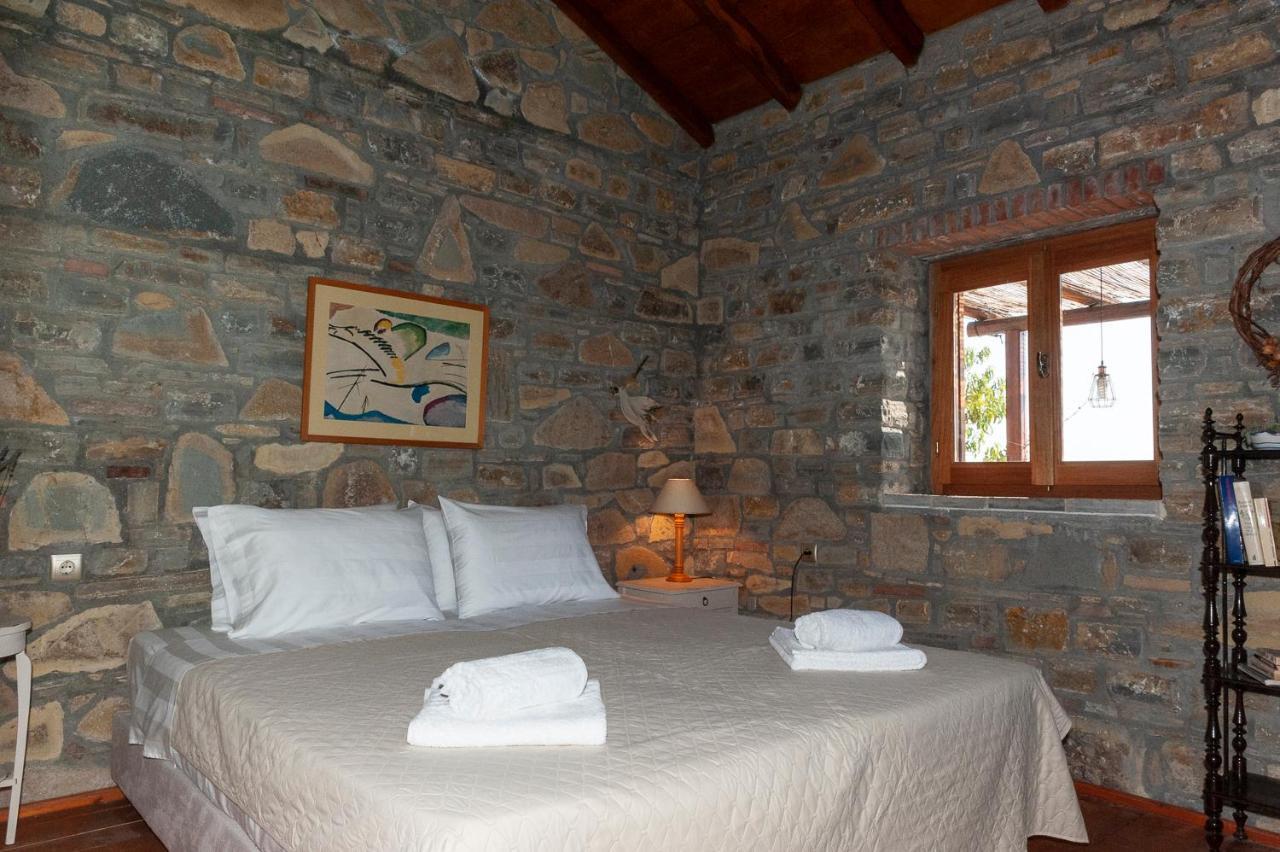Oceanis Cottage House Ormos Koumeikon Exterior foto