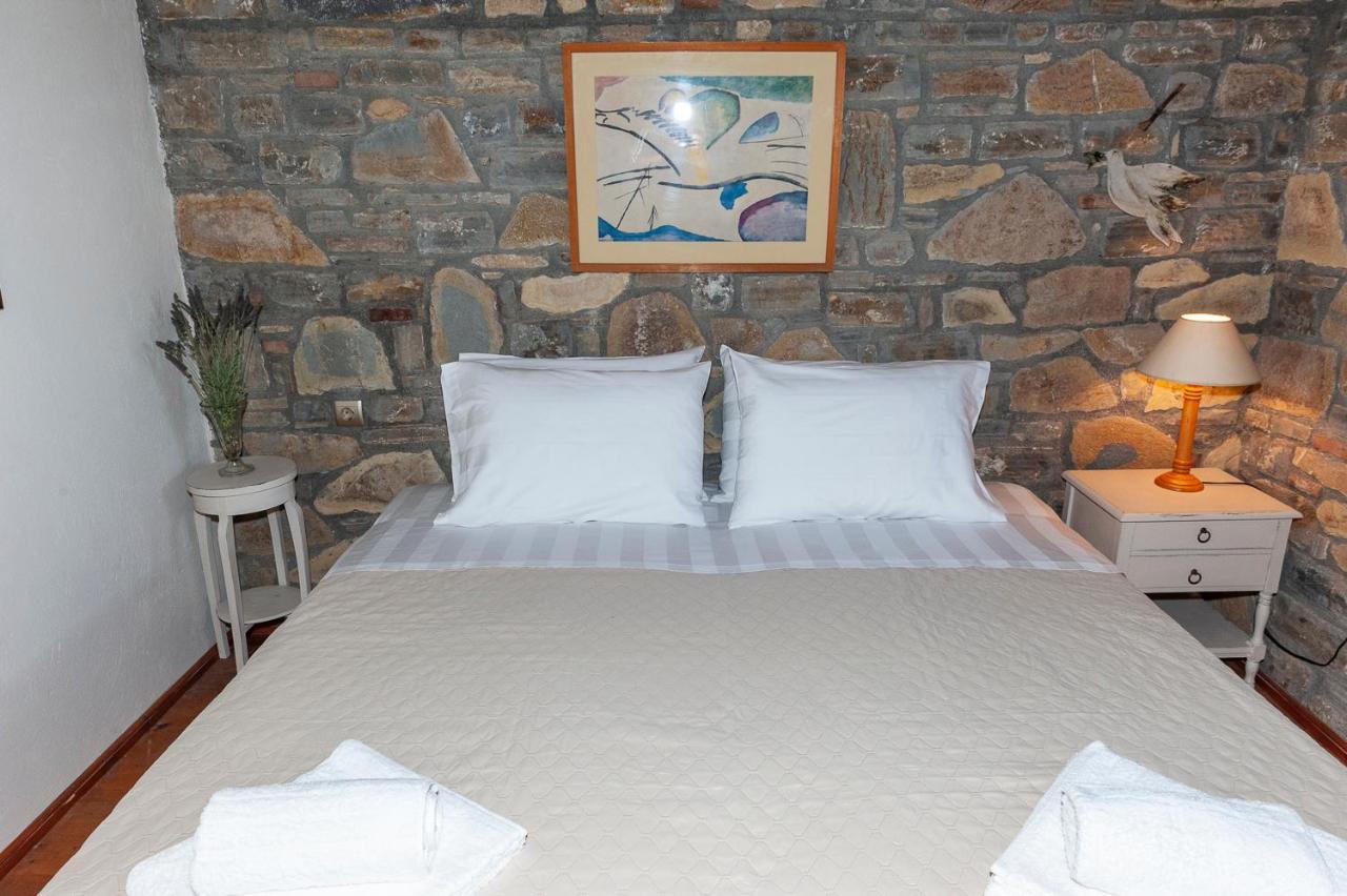 Oceanis Cottage House Ormos Koumeikon Exterior foto