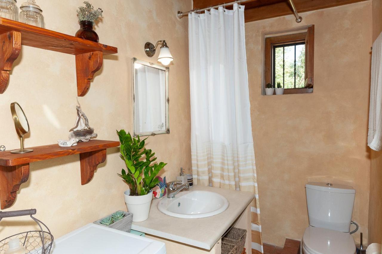 Oceanis Cottage House Ormos Koumeikon Exterior foto