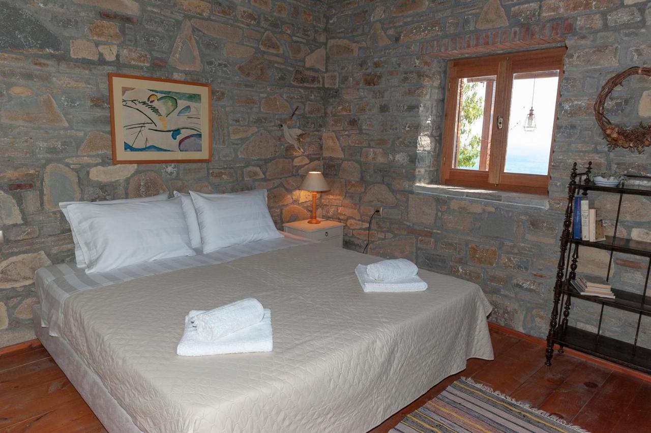 Oceanis Cottage House Ormos Koumeikon Exterior foto