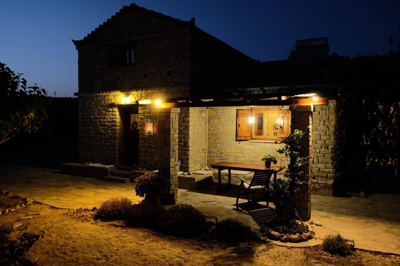 Oceanis Cottage House Ormos Koumeikon Exterior foto