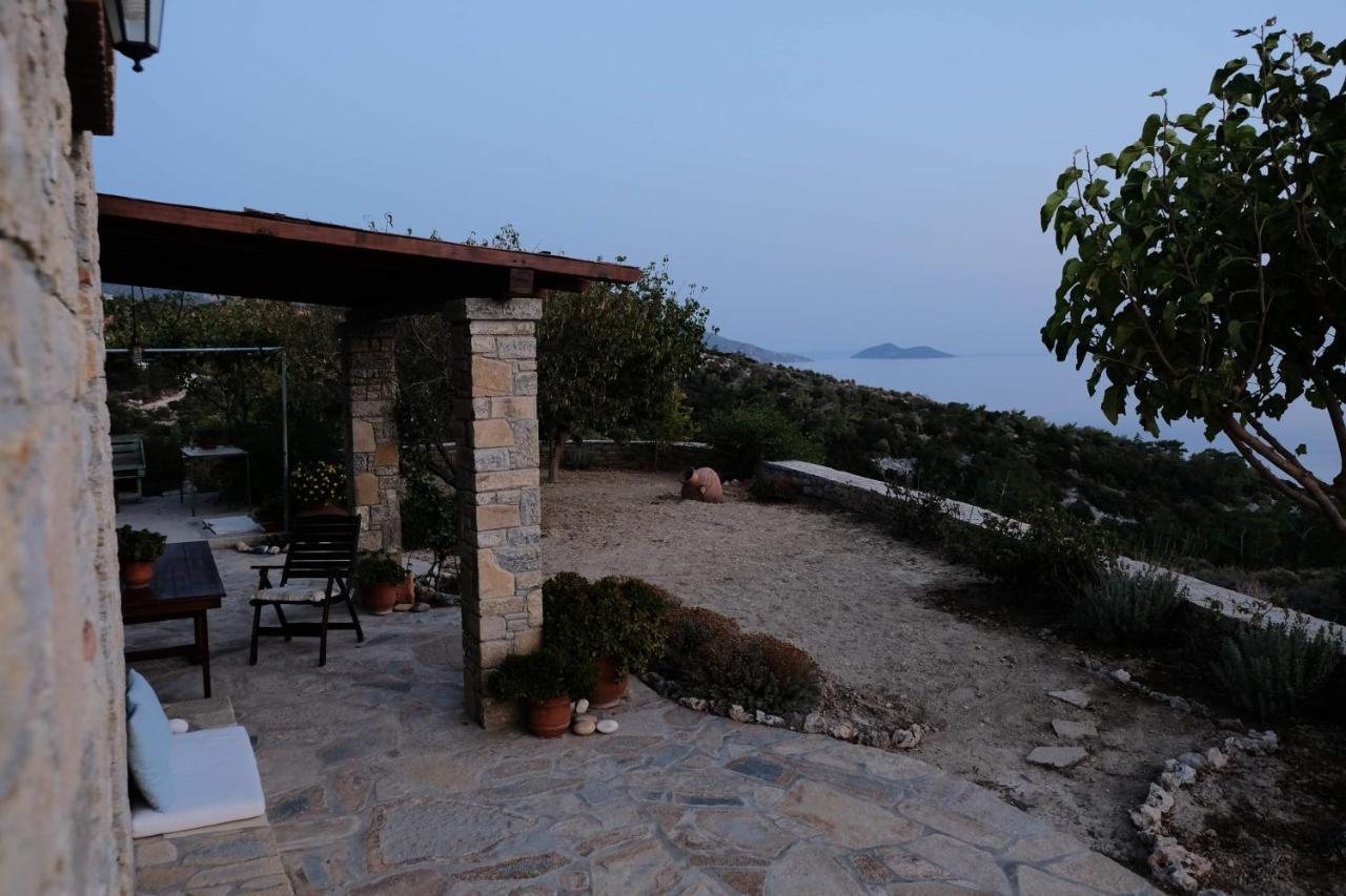 Oceanis Cottage House Ormos Koumeikon Exterior foto